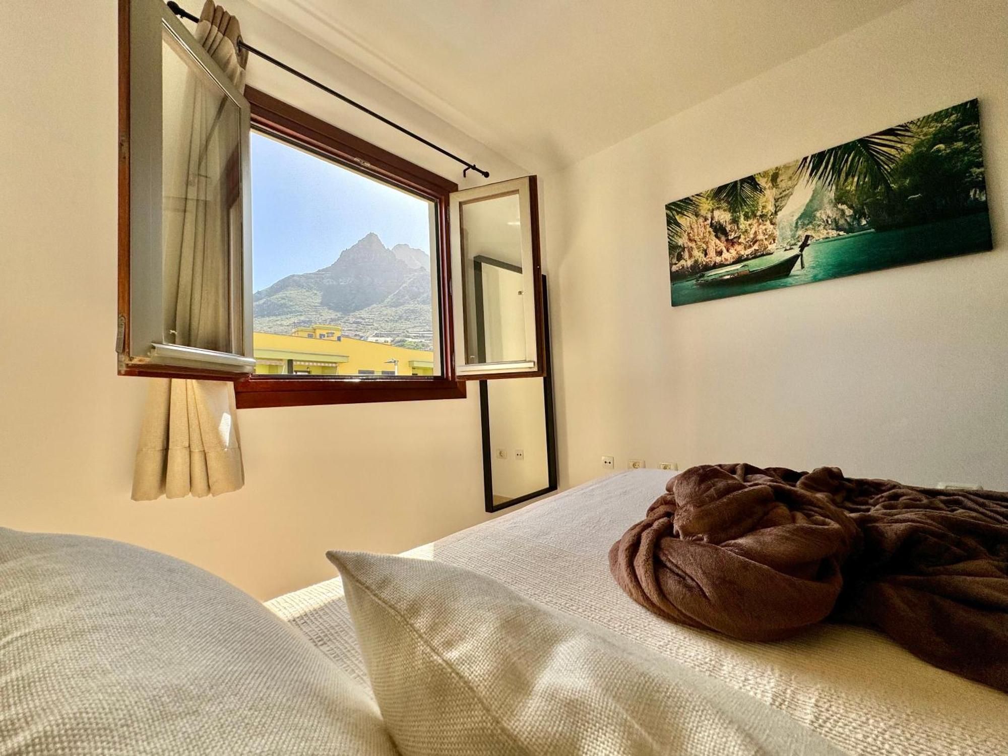 Mountain, Pool & Sea Apartment Punta Del Hidalgo Bagian luar foto